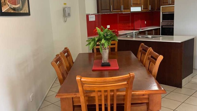 Charlton On The Esplanade Unit-7-Dining