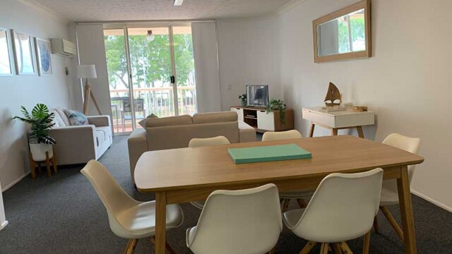 Charlton On The Esplanade Unit-9-Dining