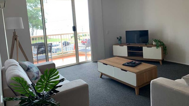 Charlton On The Esplanade Unit-9-TV